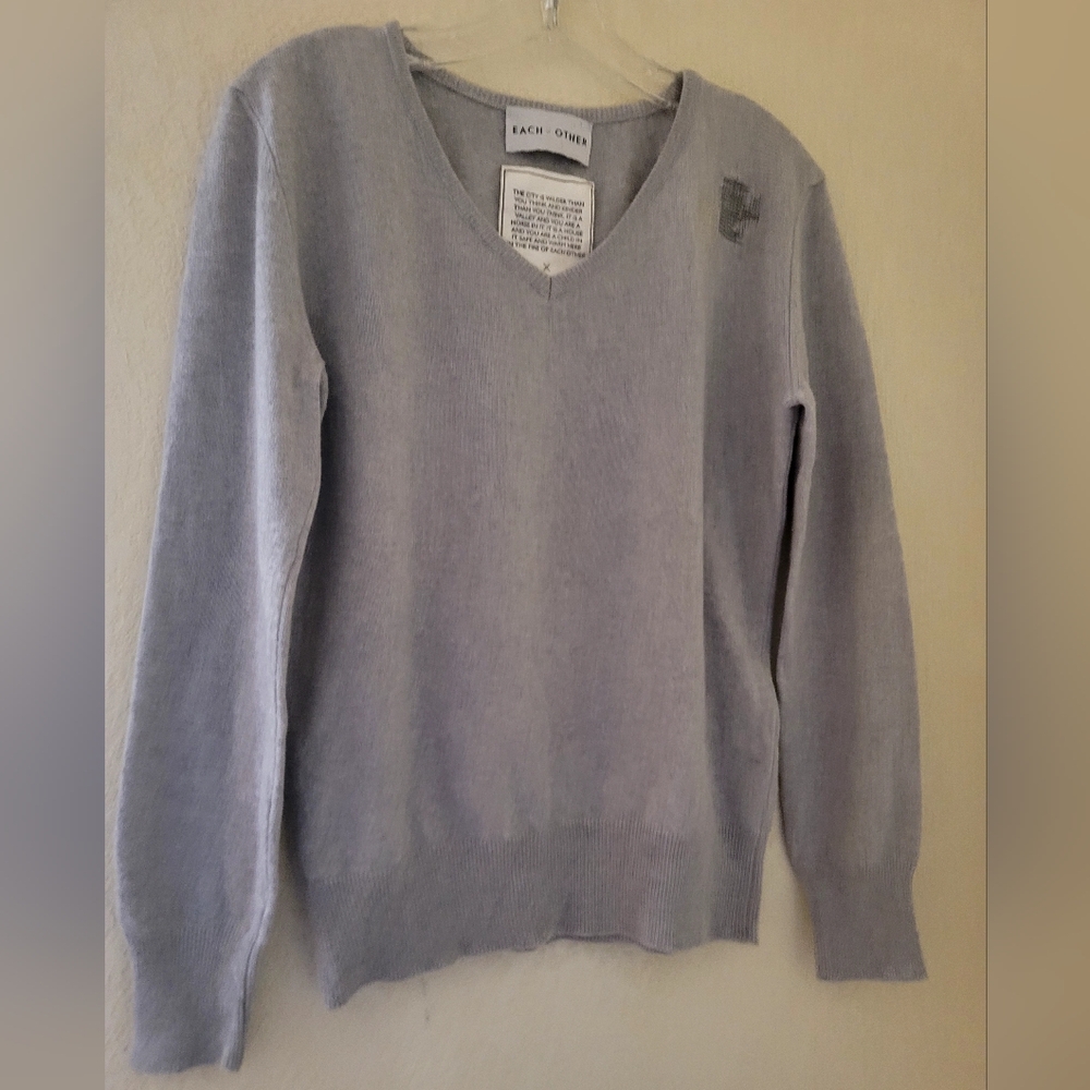 Each x Other Sweater Gray Patched 100% Cashmere Relaxed Fit V-neck Size XS - Picture 3 of 13